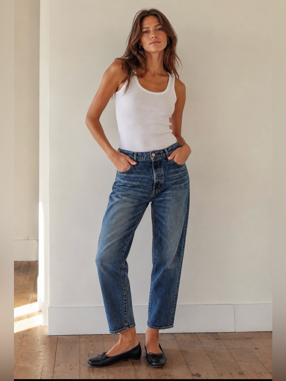 Moussy vintage mid rise dark denim straight jeans size 27